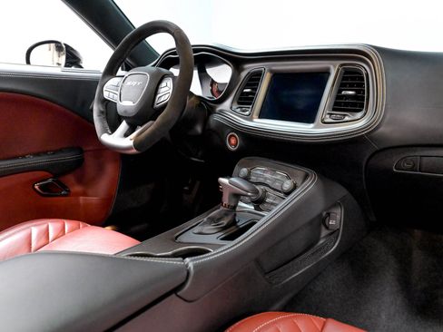 Used 2023 Dodge Challenger SRT Hellcat RWD image 27