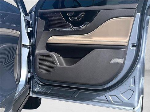 Used 2022 Lincoln Corsair FWD image 19
