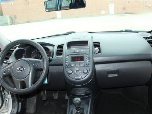 Used 2013 Kia Soul image 14