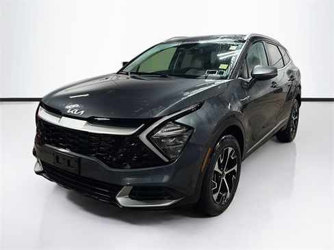 Used 2023 Kia Sportage EX image 3