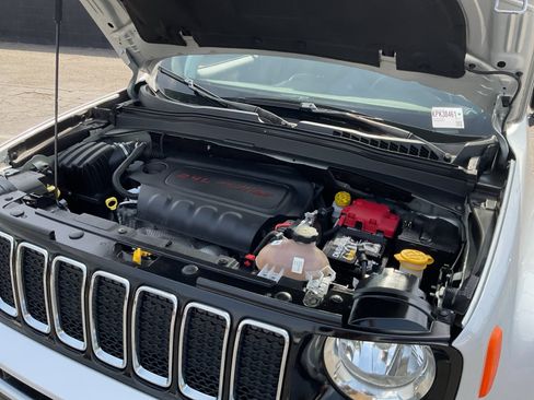 Used 2019 Jeep Renegade Sport AWD/4WD image 23