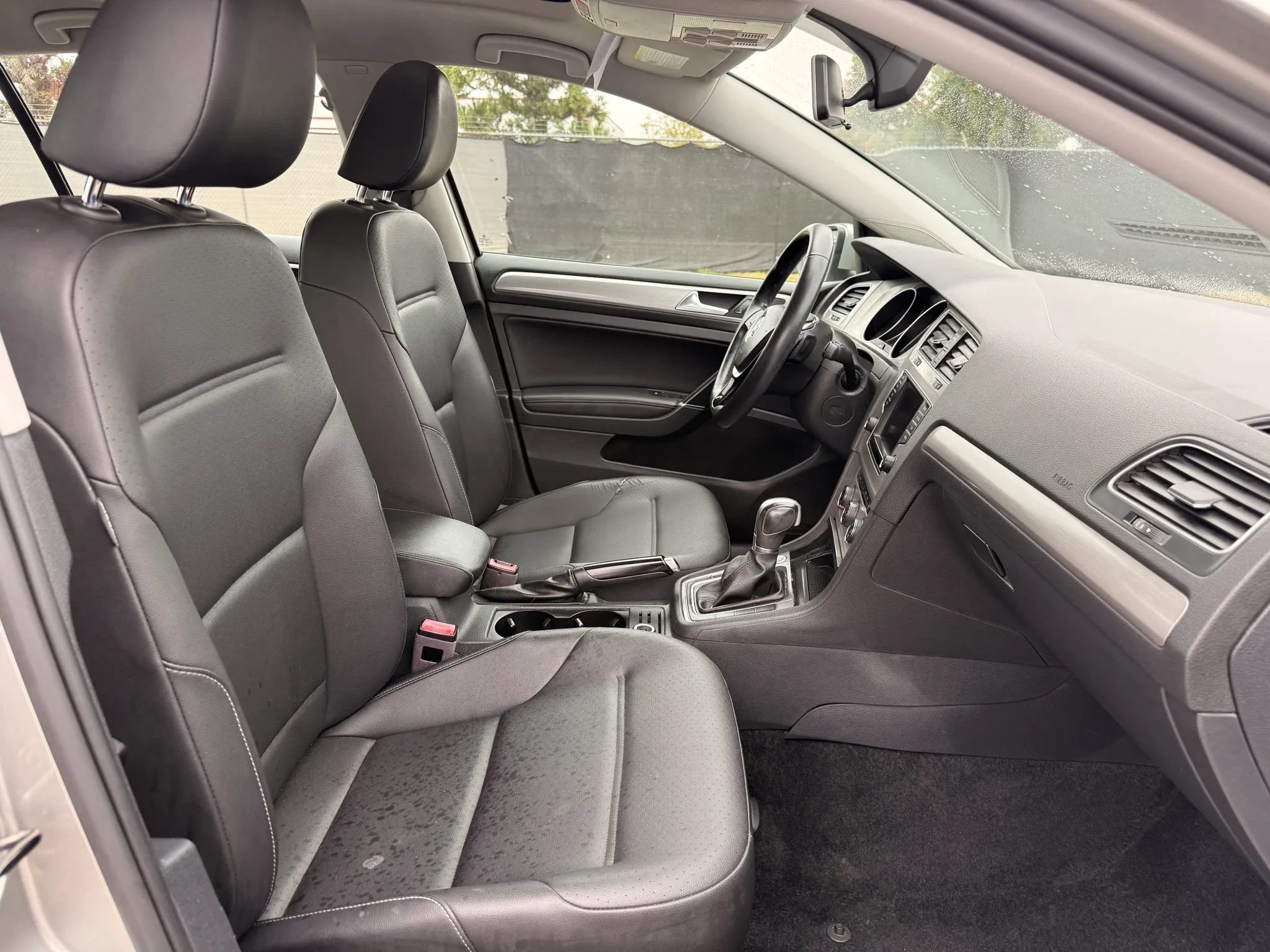 Used 2017 Volkswagen Golf Wolfsburg Edition FWD image 18