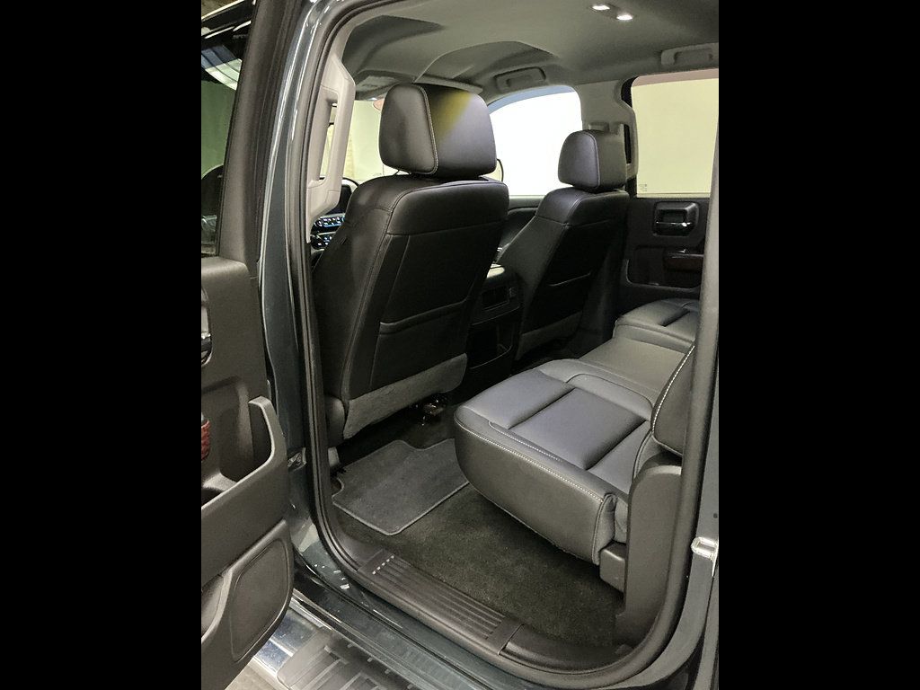 Used 2017 GMC Sierra 1500 SLT w/ SLT Premium Package AWD/4WD image 17