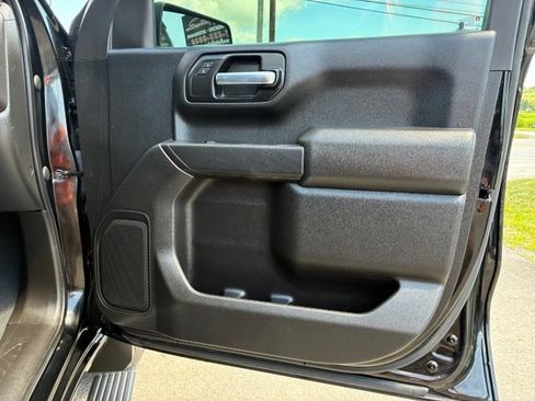 Used 2021 Chevrolet Silverado 1500 Custom AWD/4WD image 29
