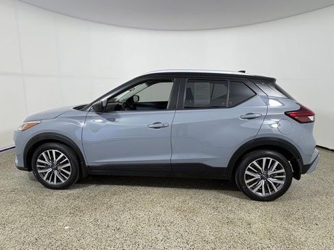 Used 2023 Nissan Kicks SV image 12