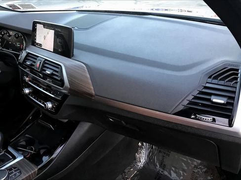 Used 2018 BMW X3 xDrive30i image 16