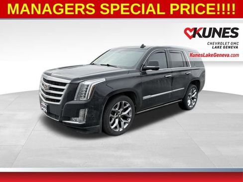 Used 2018 Cadillac Escalade Premium Luxury image 8