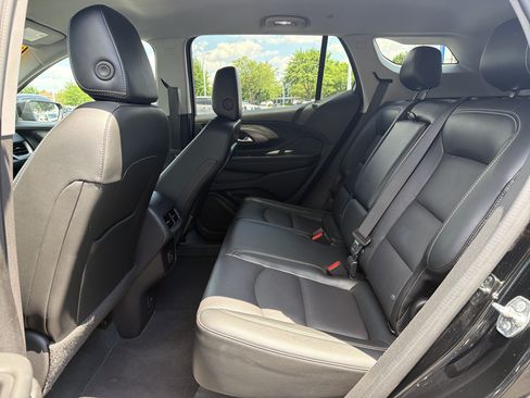 Used 2024 GMC Terrain SLT AWD/4WD image 31