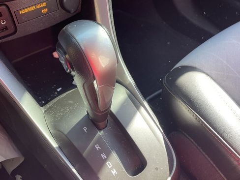 Used 2019 Chevrolet Trax LT w/ LT Convenience Package image 4