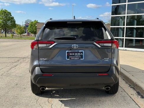 Used 2023 Toyota RAV4 XLE w/ Convenience Package AWD/4WD image 4