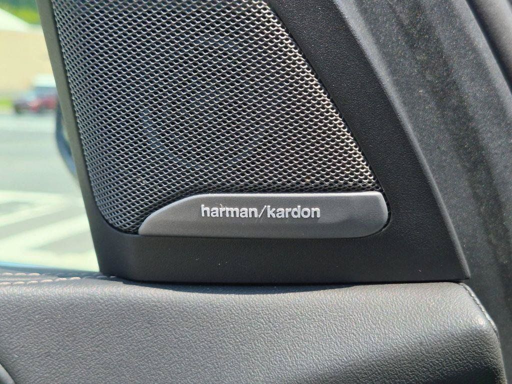 Used 2025 BMW X7 xDrive40i AWD/4WD image 18