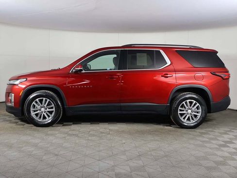 Used 2023 Chevrolet Traverse LT image 16