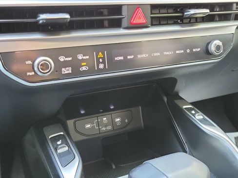 Certified 2026 Kia Sorento S FWD image 26