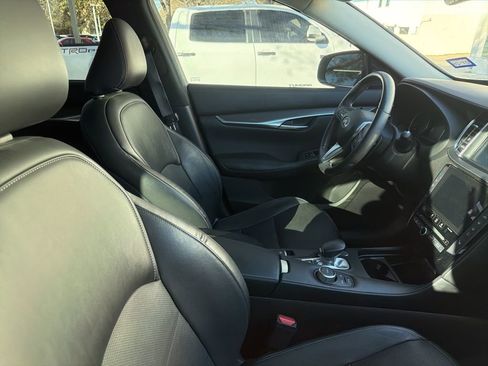 Certified 2022 INFINITI QX50 Luxe image 32