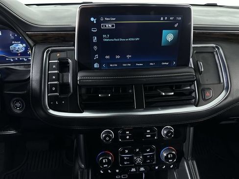 Used 2024 Chevrolet Tahoe Premier AWD/4WD image 13