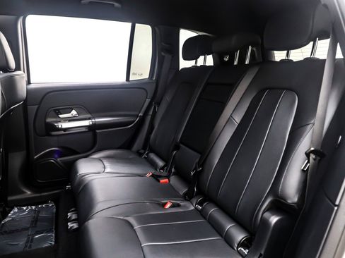 Used 2023 Mercedes-Benz GLB 250 GLB 250 SUV image 8