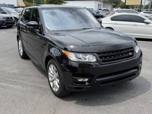 Used 2017 Land Rover Range Rover Sport HSE AWD/4WD image 3