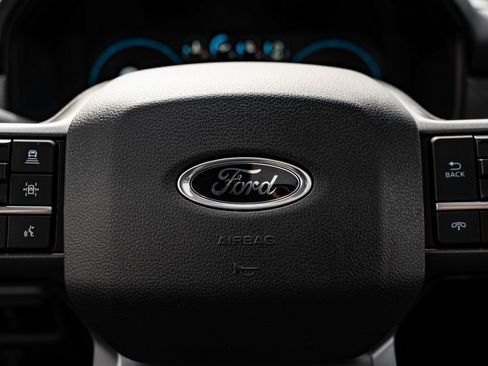 Used 2023 Ford F150 Platinum w/ FX4 Off-Road Package image 33