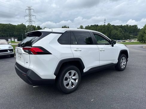 Used 2023 Toyota RAV4 LE FWD image 6
