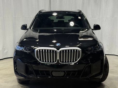Used 2026 BMW X5 xDrive50e w/ M Sport Package AWD/4WD image 2