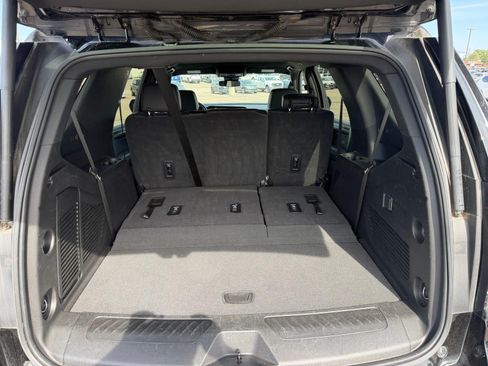 Used 2025 Chevrolet Tahoe LT AWD/4WD image 18