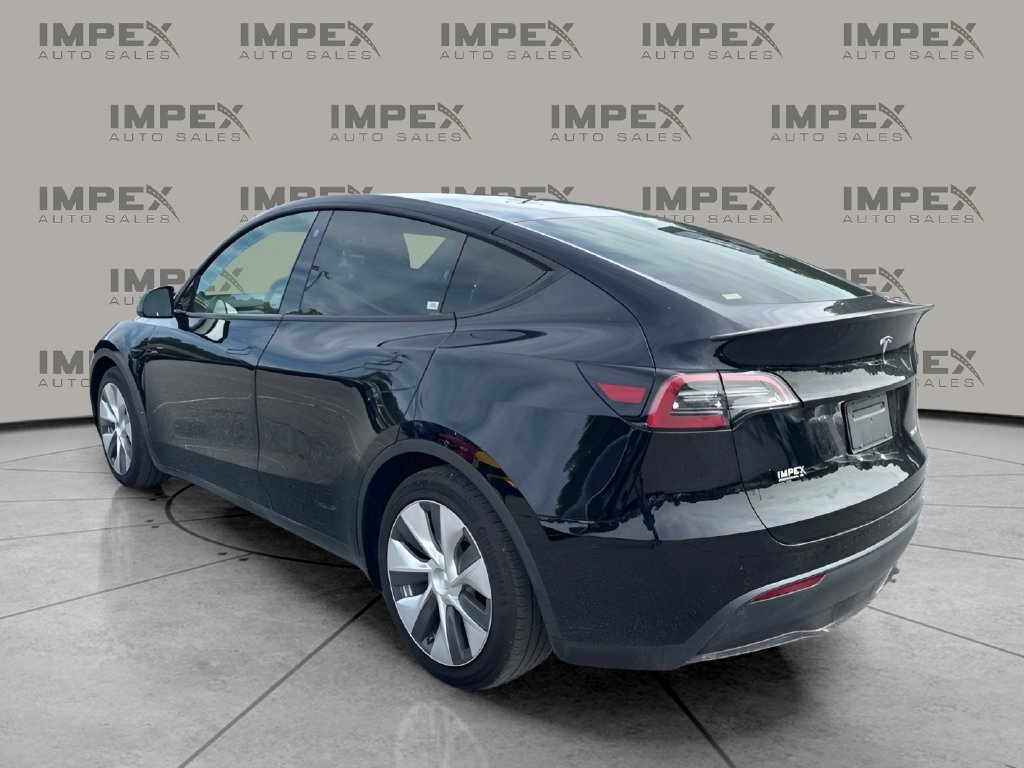 Used 2022 Tesla Model Y Performance AWD/4WD image 3