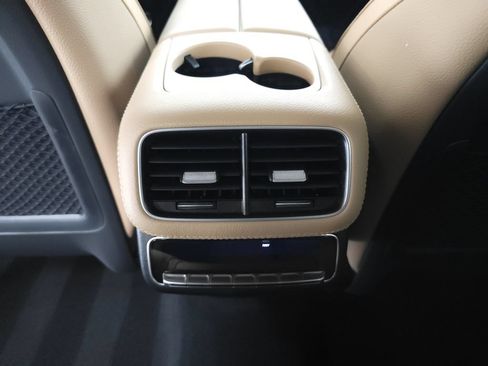 Used 2026 Mercedes-Benz GLS 580 4MATIC image 29