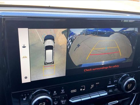 Used 2024 Toyota Highlander Platinum image 27