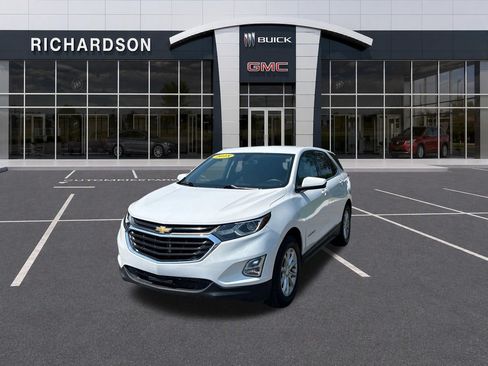Used 2018 Chevrolet Equinox LT FWD image 1