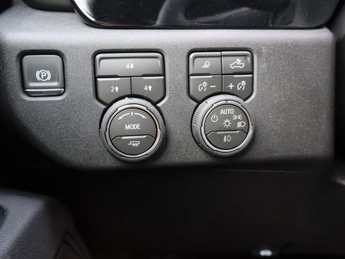 New 2026 Chevrolet Silverado 2500 LT w/ True North Edition image 14