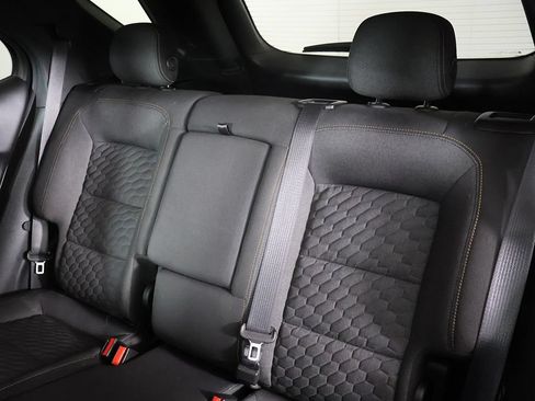 Used 2019 Chevrolet Equinox LT w/ LPO, Cargo Package FWD image 31