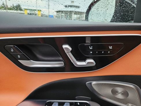 Used 2022 Mercedes-Benz C 300 4MATIC Sedan image 18