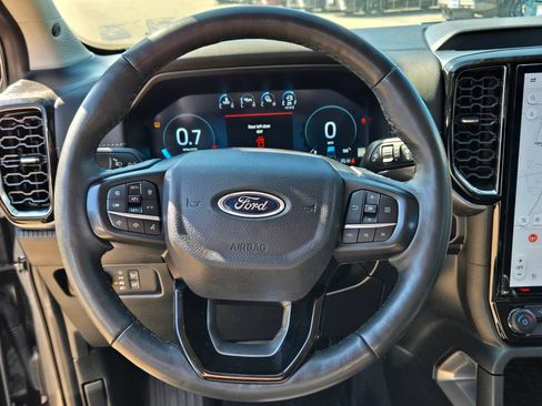 Used 2024 Ford Ranger Lariat w/ FX4 Off-Road Package AWD/4WD image 15