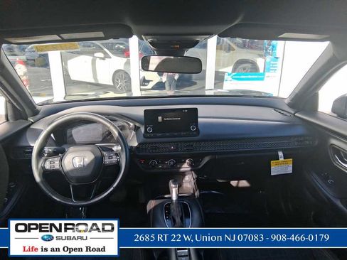 Used 2023 Honda HR-V Sport image 11