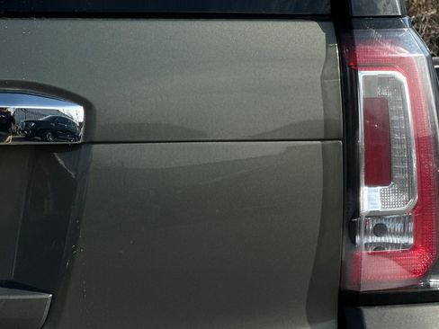 Used 2018 GMC Yukon Denali image 52
