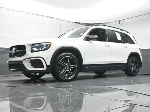 Used 2026 Mercedes-Benz GLB 250 image 37