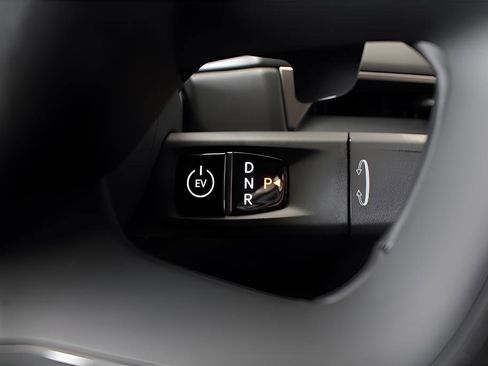 New 2026 Kia EV9 Light image 16