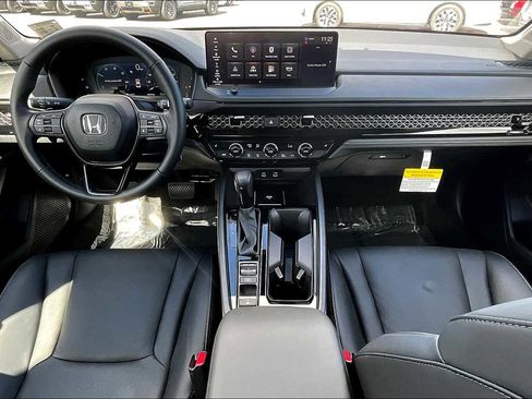 Used 2025 Honda Accord EX-L image 15