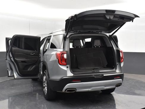 Used 2023 GMC Acadia SLT FWD image 39