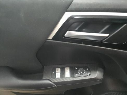 Used 2022 Mitsubishi Outlander ES AWD/4WD image 18