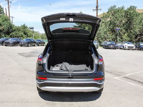 Used 2024 Audi Q4 e-tron Premium Plus w/ Premium Plus image 26