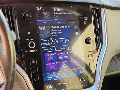 Used 2022 Subaru Outback Premium image 16