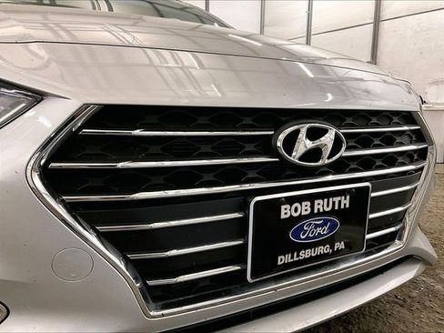 Used 2022 Hyundai Accent SEL FWD image 29