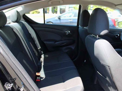 Used 2015 Nissan Versa SV image 24