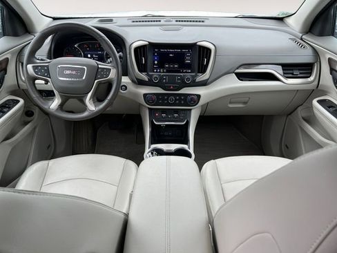 Used 2020 GMC Terrain Denali w/ Denali Premium Package FWD image 10