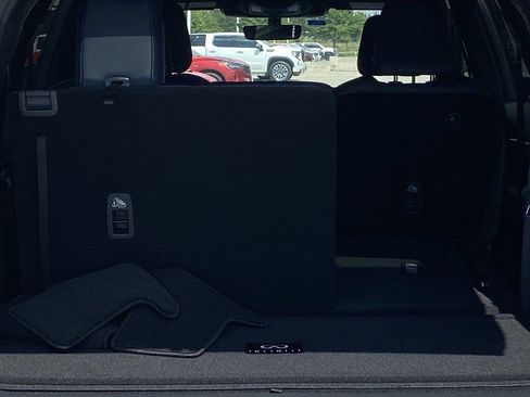 New 2026 INFINITI QX60 Sport w/ Dark Cargo Package image 10