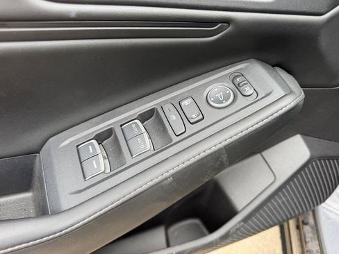 Used 2023 Honda Accord Sport image 18