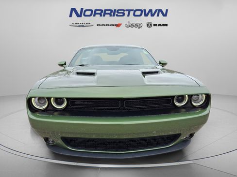 Certified 2022 Dodge Challenger SXT w/ Blacktop Package image 2