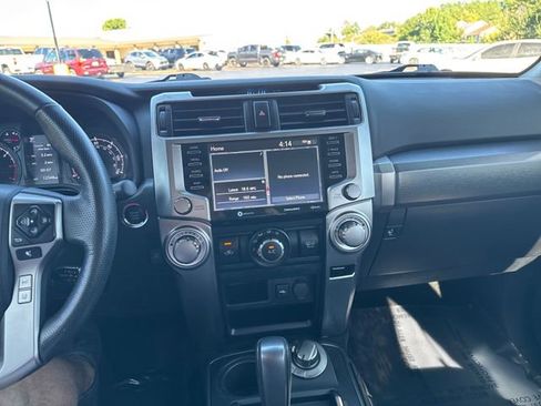 Used 2024 Toyota 4Runner SR5 Premium image 17