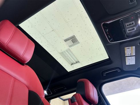 Used 2021 Land Rover Range Rover Sport HSE Dynamic image 20